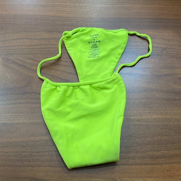 NEENA SWIM Women's Vista Micro Triangle Bikini Top  and Bottoms Size S in Lime - Picture 7 of 8